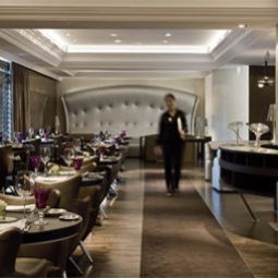 Sala colazione nel ristorante Sofitel Brussels Le Louise Fotos