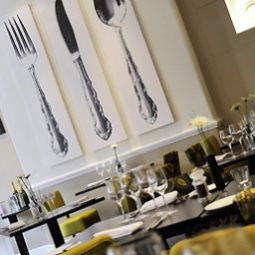 Salle du petit-déjeuner située dans le restaurant Mercure Southampton Centre Dolphin Fotos