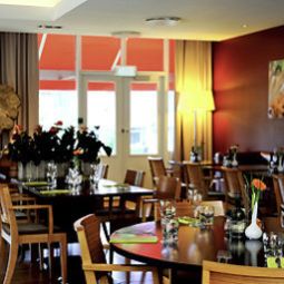 Breakfast room within restaurant ibis Utrecht Fotos