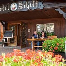 Außenansicht Schiff am Schluchsee Fotos