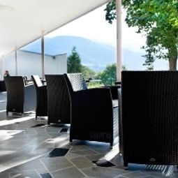 Терраса Hôtel du Léman Fotos