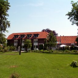 Außenansicht Graf Luckner Fotos