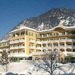 Außenansicht GRAND PARK HOTEL Health & Spa Fotos