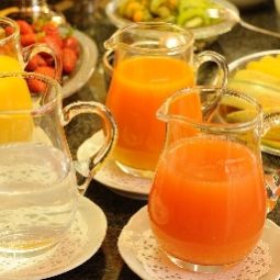 Buffet Splendid-Dollmann Fotos