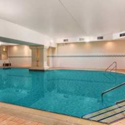 Pool Hilton Brighton Metropole hotel Fotos