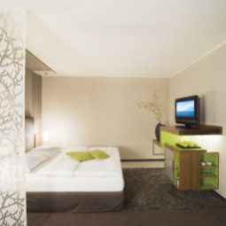 Room with terrace Mövenpick Fotos