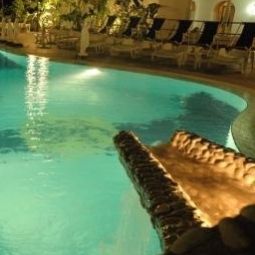 Pool Terme Rosaleo Fotos