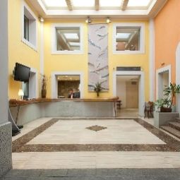 Ресепшен Hesperia Metropol Fotos