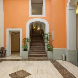 Холл Hesperia Metropol Fotos