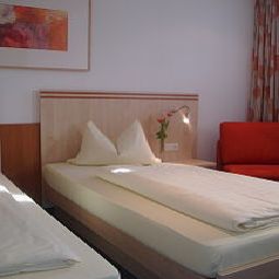 Zimmer Hasi Fotos