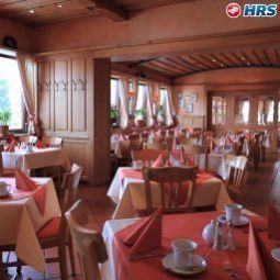 Salle du petit-déjeuner située dans le restaurant Comfort Hotel am Medienpark Fotos