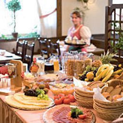 Buffet Vier Jahreszeiten Fotos