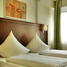 Suite Mercure Hotel Kaiserhof Frankfurt City Center Fotos