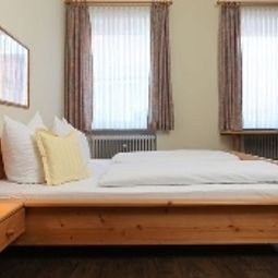Room Bayerischer Hof Garni & Boardinghouse Fotos