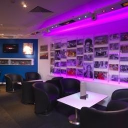 Bar Jct3 Thistle Brands Hatch M25 Fotos