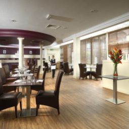 Ristorante Jct3 Thistle Brands Hatch M25 Fotos