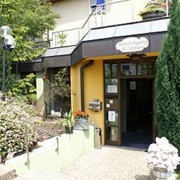 Alexandras Storchenhotel Rheinfelden Riedmatt