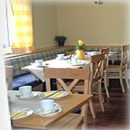 Salle du petit-déjeuner Rosenheimer Hof Fotos