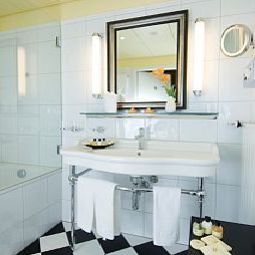 Bathroom Ambassador à l'Opéra Fotos