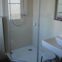 Camera da bagno Fischzucht Fotos