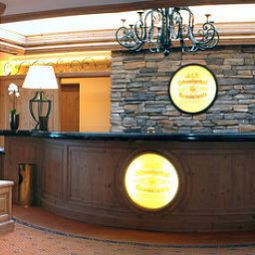 Ресепшен Romantik Hotel Schweizerhof Fotos