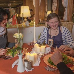 Restaurant Edelsberg Berg- u. Aktivhotel Fotos