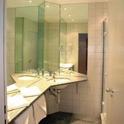 Badezimmer Central Löwen Fotos