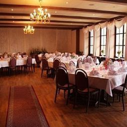Salle de banquets Petronella direkt am Kurpark Fotos