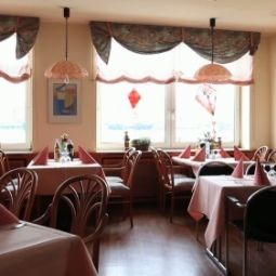  Vier Jahreszeiten Rhein-Hotel Fotos