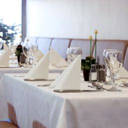 Sala śniadaniowa w restauracji ibis Budapest Aero Fotos