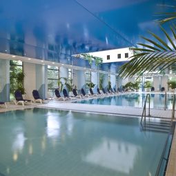 Piscina Danubius Health Spa Resort HELIA Conference Fotos