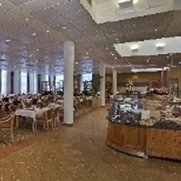 Sala de desayuno en el restaurante Danubius Health Spa Resort HELIA Conference Fotos