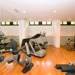 Fitness Kavaliershaus zu Schloss Eckberg Fotos