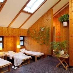 Wellnessbereich Central Fotos
