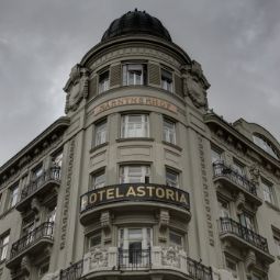  Astoria Fotos