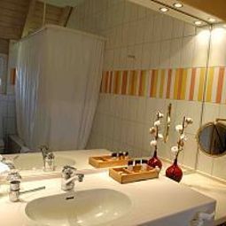 Badezimmer Best Western Trend Hotel Zürich-Regensdorf Fotos