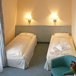 Chambre Golden Leaf Zuffenhausen Fotos