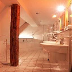 Badezimmer Grüner Baum Fotos