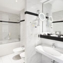  Holiday Inn HAMBURG Fotos