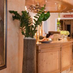 Reception Das Central Alpine- Luxury- Life Fotos