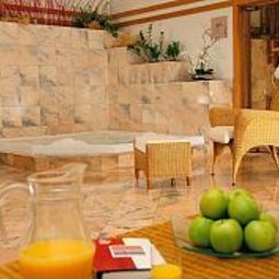 Wellness area Golden Tulip Savoy Fotos