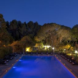 Host. du Vallon de Valrugues Chateaux et Hotels Collection St-Remy-de-Provence 