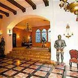 Hala Palacio Valderrábanos Fotos