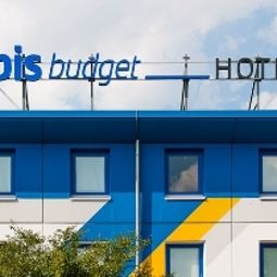 Exterior view Ibis budget Berlin Hoppegarten Fotos