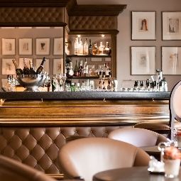 Bar Althoff Schlosshotel Lerbach Fotos