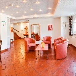 Hall Zum Rössle Fotos