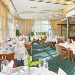 Frühstücksraum im Restaurant Leonardo Hotel Aachen Fotos