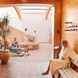 Wellnessbereich ROBINSON Club Ampflwang Fotos