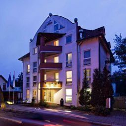 Vista exterior City Inn Fotos