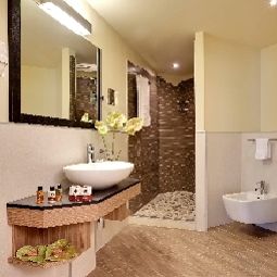 Salle de bains Esplanade Tergesteo Fotos